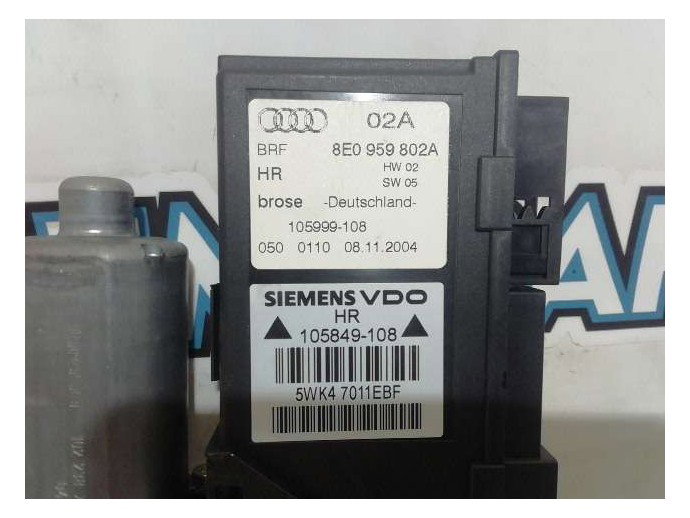 MOTORAS USA DREAPTA SPATE AUDI A4 B7 2.0 DIESE 2002-2009 8E0959802A