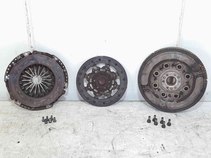 Kit ambreiaj volanta masa dubla Ford Focus 2 (DA) [Fabr 2004-2012] OEM 1.6 TDCI G8DB  80 KW / 109 CP