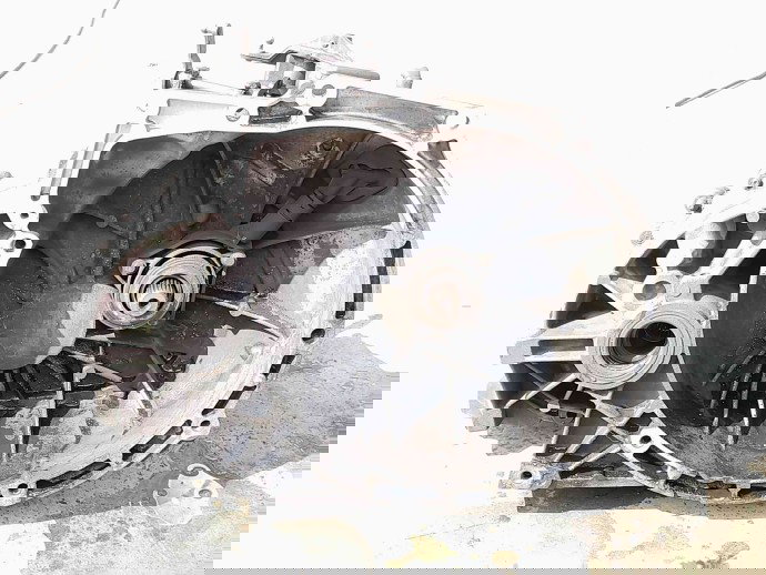 Cutie viteze manuala 5 trepte Ford Focus 2 (DA) 6M5R 7002 YC 1.6 TDCI G8DB