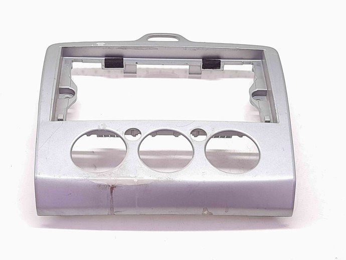 Ornament bord Ford Focus 2 (DA) [Fabr 2004-2012] 4M51-18522-ADW