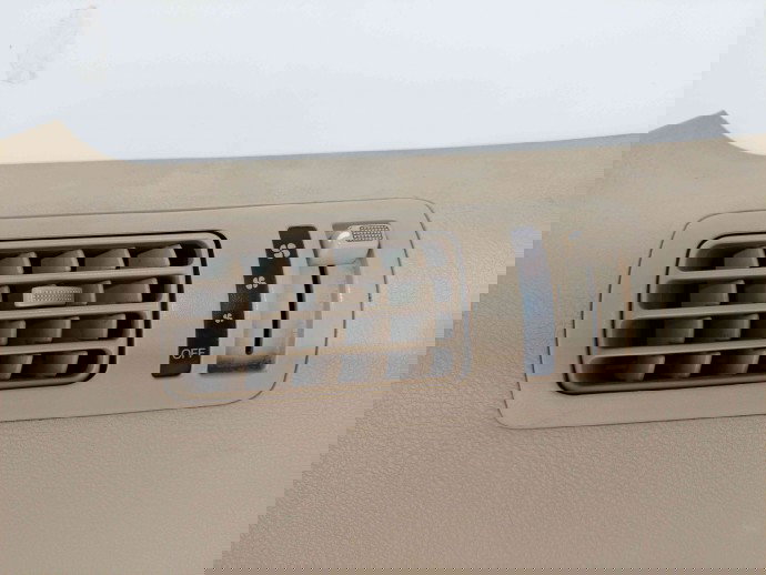 Ornament stalp Hyundai Santa Fe 2 (CM) [Fabr 2005-2012] OEM