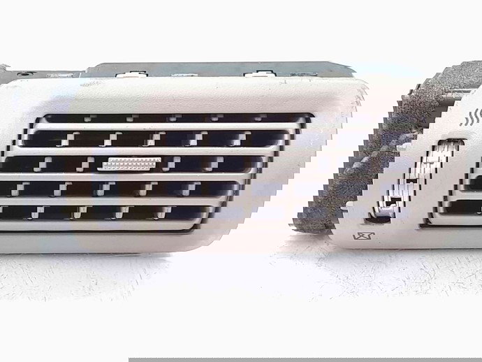 Grila aerisire dreapta Hyundai Santa Fe 2 (CM) [Fabr 2005-2012] 97050-2B100