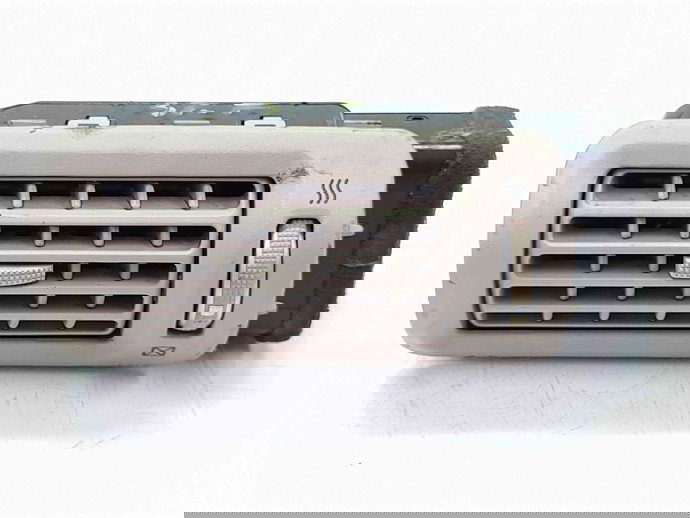 Grila aerisire stanga Hyundai Santa Fe 2 (CM) [Fabr 2005-2012] 97060-2B000