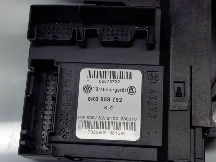 Motoras geam stanga fata Skoda Octavia 2 Combi (1Z5) [Fabr 2004-2013] 1T0959702R | 5K0959792