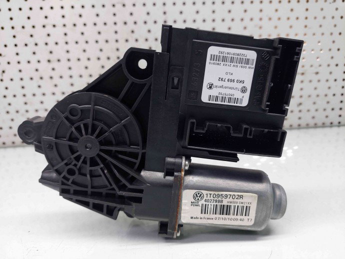 Motoras geam stanga fata Skoda Octavia 2 Combi (1Z5) [Fabr 2004-2013] 1T0959702R | 5K0959792