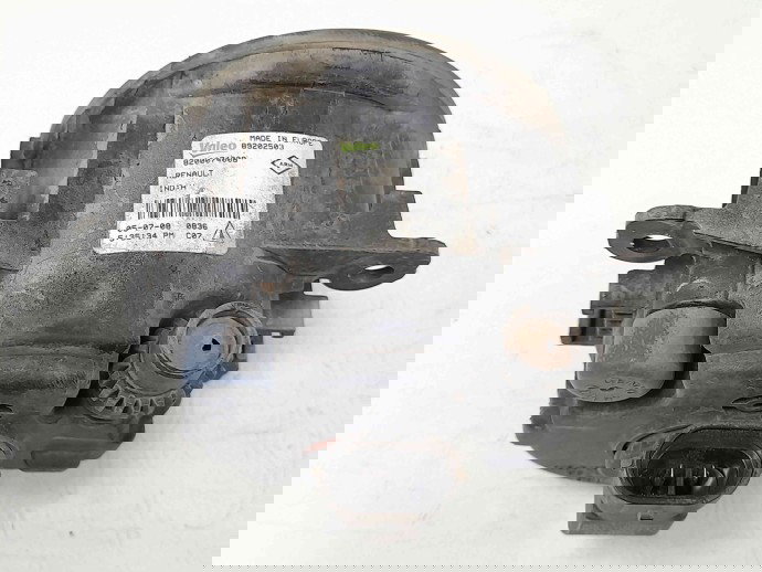 Proiector ceata stanga Renault Symbol 2 / Thalia [Fabr 2008-2012] 8200074008