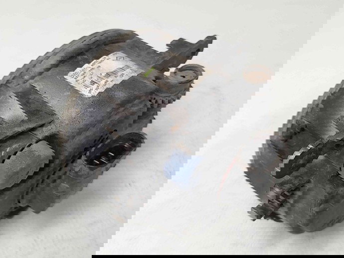 Proiector ceata stanga Renault Symbol 2 / Thalia [Fabr 2008-2012] 8200074008