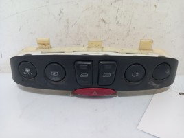 Consola centrala cu buton avarie Fiat Punto 1.3 JTD 735359889 1999-2007