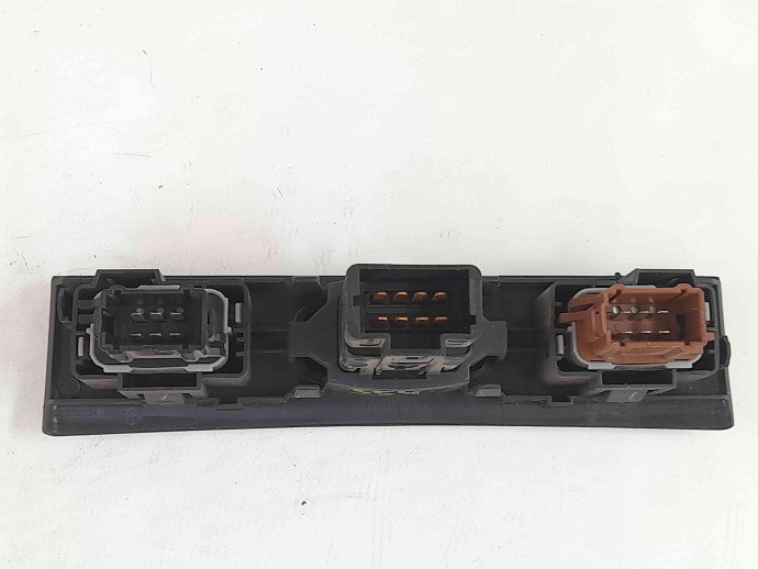 Buton avarii Renault Symbol 2 / Thalia [Fabr 2008-2012] 8200700734