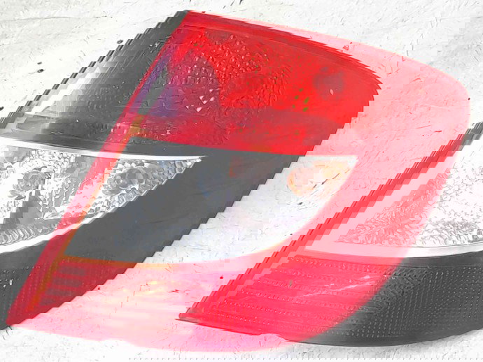 Stop aripa dreapta Renault Symbol 2 / Thalia [Fabr 2008-2012] 8200700047