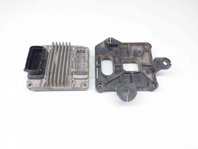 Calculator motor ECU Chevrolet Aveo (T250, T255) [Fabr 2003-2011] 96436779
