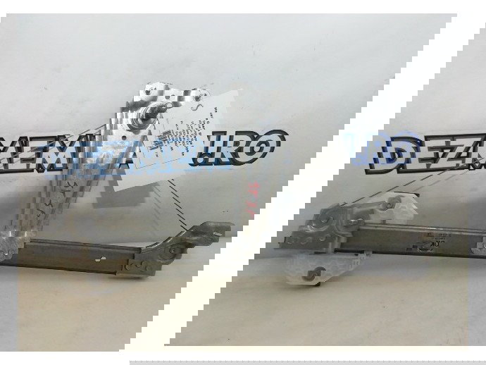 Macara geam stanga spate Dacia Logan 2 MCV 1.5 DCI K9K OEM 2012-2021