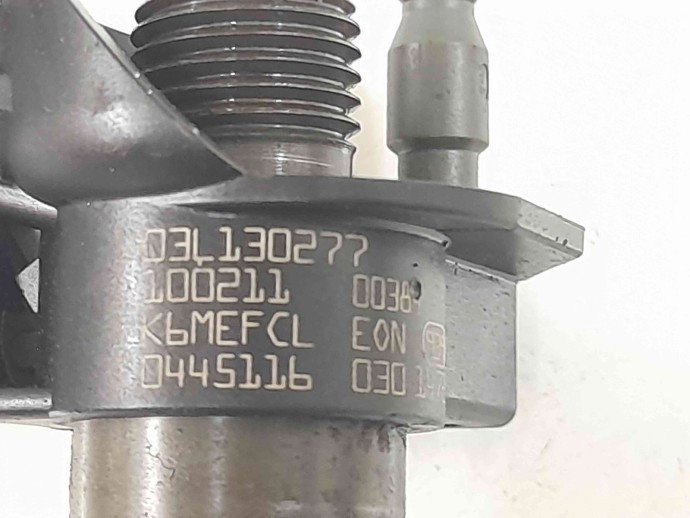 Injector Audi A6 facelift (4F2, C6) 03L130277 / 0445116030 2.0 TDI CAHA