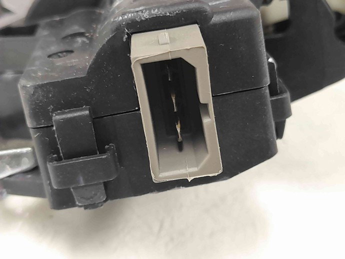 Broasca capota spate Audi A6 facelift (4F2, C6) [Fabr 2004-2010] 4F5827505D
