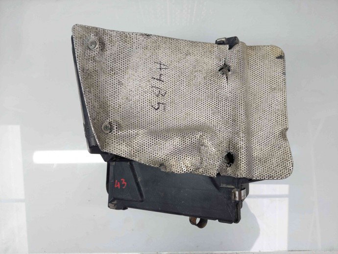 Carcasa filtru aer Audi A4 (8D2, B5) [Fabr 1994-2000] 8D0129607M 1.9 TDI AHH
