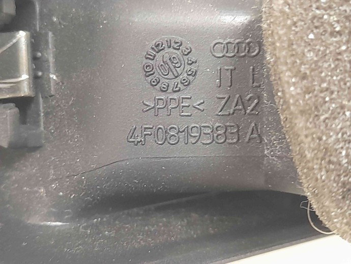 Grila aerisire spate stanga Audi A6 facelift (4F2, C6) [Fabr 2004-2010] 4F0819384A