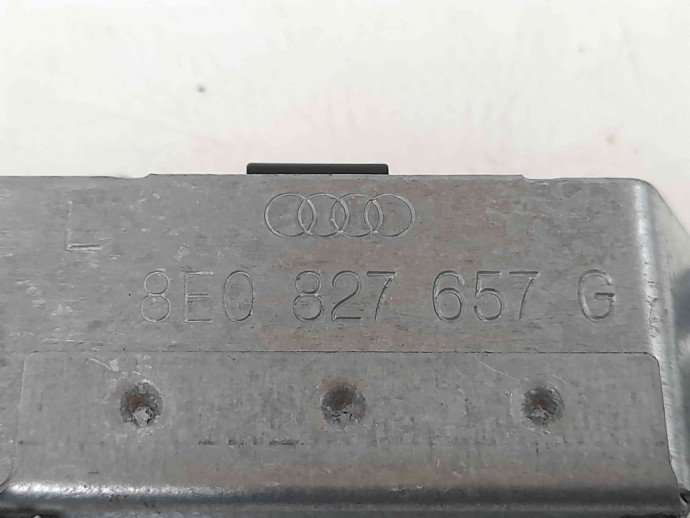 Maner portbagaj Audi A6 facelift (4F2, C6) [Fabr 2004-2010] 8E0827657G
