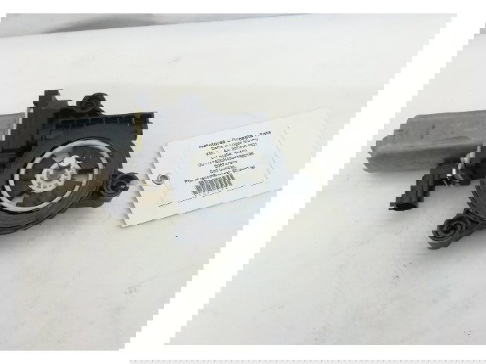 Motoras macara dreapta fata Dacia Logan 2 MCV 1.5 DCI K9K OEM 2012-2021