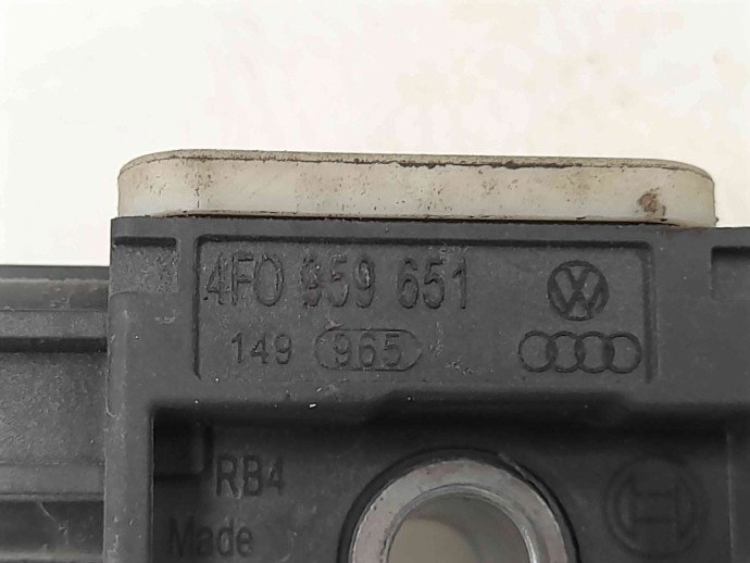 Senzor impact Audi A6 facelift (4F2, C6) [Fabr 2004-2010] 4F0959651