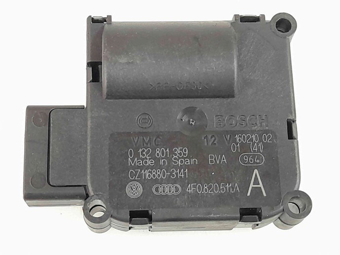 Motoras clapeta aeroterma bord Audi A6 facelift (4F2, C6) [Fabr 2004-2010] 4F0820511A