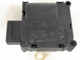 Motoras clapeta aeroterma bord Audi A6 facelift (4F2, C6) [Fabr 2004-2010] 4F0820511B