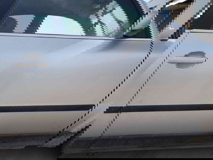 Usa dreapta fata Volkswagen Passat B5.5 (3B3) [Fabr 2000-2004] LA7W