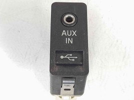 Conector auxiliar USB Bmw 1 (E81, E87) [Fabr 2004-2010] 9129651
