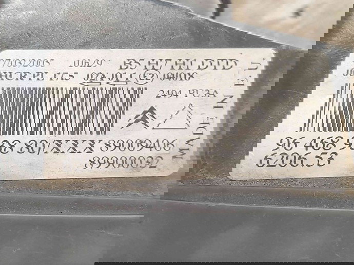 Far dreapta Citroen C4 (I) [ Fabr 2004-2011] 9646893880