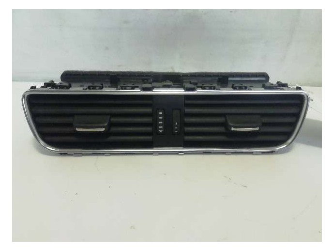 Grila centrala AUDI A4 B8 S LINE CAGA 2009 8T2820951B
