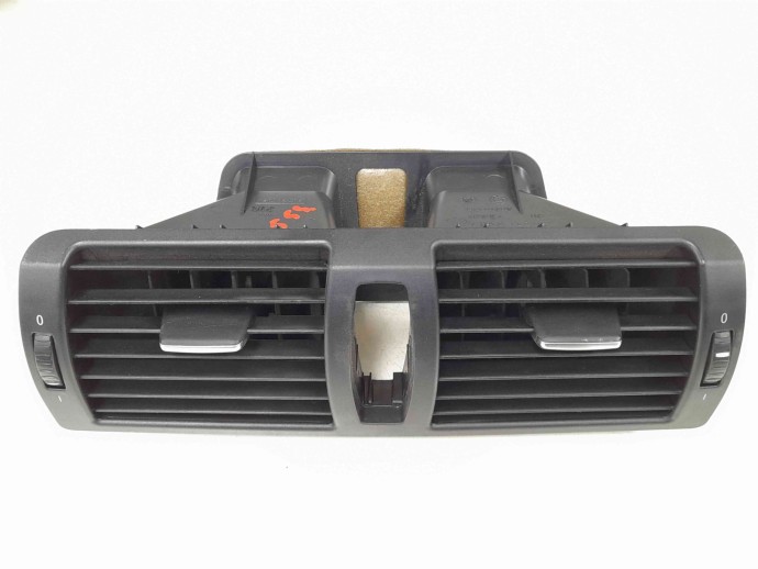 Grila aerisire centrala Bmw 1 (E81, E87) [Fabr 2004-2010] 7059189