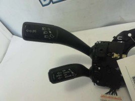 Maneta semnalizare AUDI A4 B8 S LINE CAGA 2009 8K0953502BD