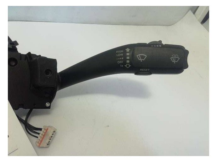 Maneta semnalizare AUDI A4 B8 S LINE CAGA 2009 8K0953502BD