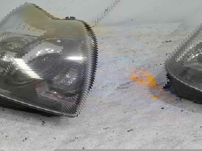 Far dreapta Ford Focus 2 (DA) [Fabr 2004-2012] 8M51-13D152-CE