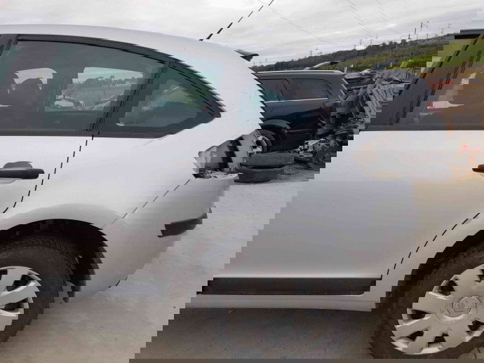 Aripa stanga spate Citroen C4 (I) [ Fabr 2004-2011] EZR