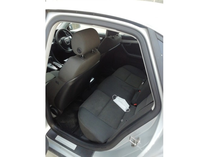Cheder usa stanga spate Audi A4 B7