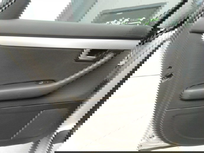 Tapiterie usa stanga spate Audi A4 B7