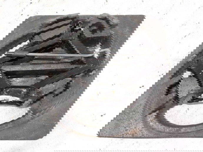 Set cric si cheie Ford Focus 2 (DA) [Fabr 2004-2012] OEM