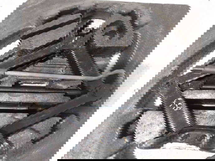 Set cric si cheie Ford Focus 2 (DA) [Fabr 2004-2012] OEM