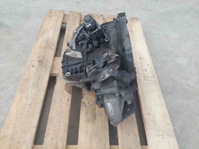 Cutie viteze manuala 6 trepte Opel Astra H Combi 55192042 1.9 CTDI LPM