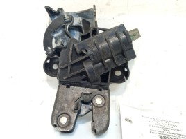 Broasca capota spate Audi A4 B7 2.0 TDI 4E0827505C 2004-2008