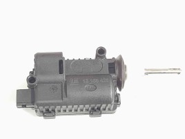 Motoras deschidere rezervor Opel Astra H Combi [Fabr 2004-2009] 13158426