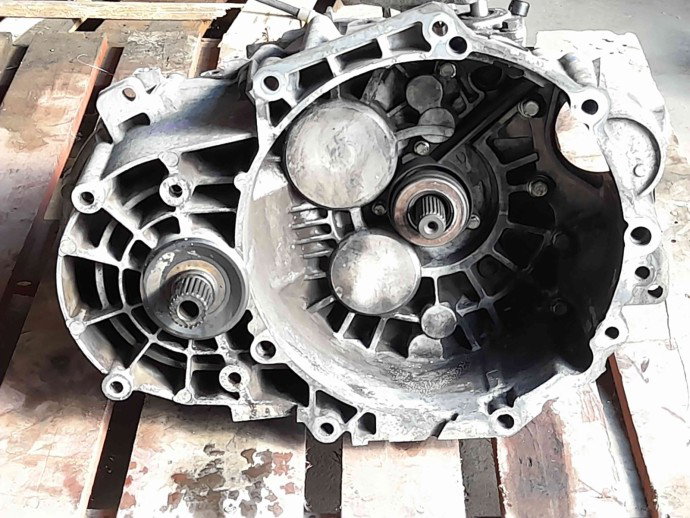 Cutie viteze manuala 6 trepte Audi A3 (8P1) [Fabr 2003-2012] GRF 2.0 TDI BKD  103KW / 140CP
