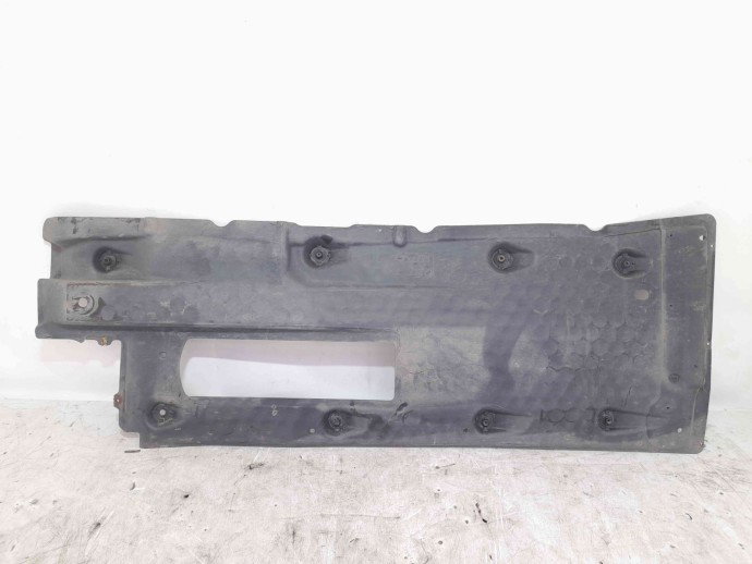 Scut lateral dreapta Audi A3 (8P1) [Fabr 2003-2012] 1K0825211E