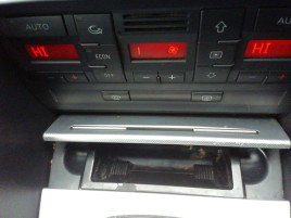 Scrumiera Audi A4 B7