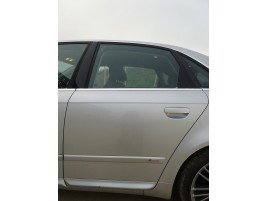 Usa stanga spate Audi A4 B7