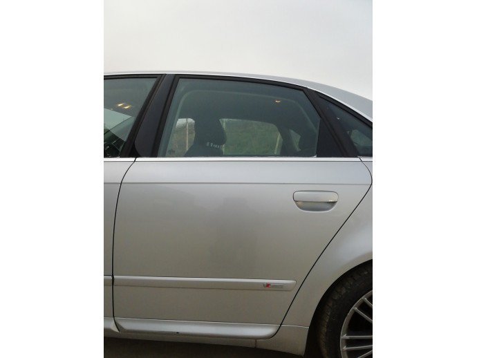 Usa stanga spate Audi A4 B7