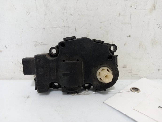 Motoras clapeta aeroterma bord Audi A4 B8 2.0 CAGA K9749005 2008-2015