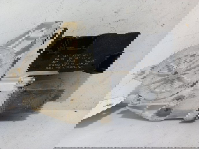 Motoras macara fata dreapta Peugeot 407 2.0 HDI 1137328127 2004-2010