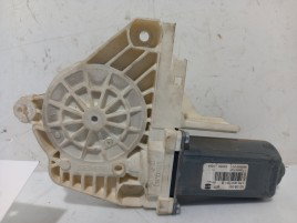 Motoras macara fata dreapta Seat Leon 2.0 BKD 1P0837401B 2005-2011