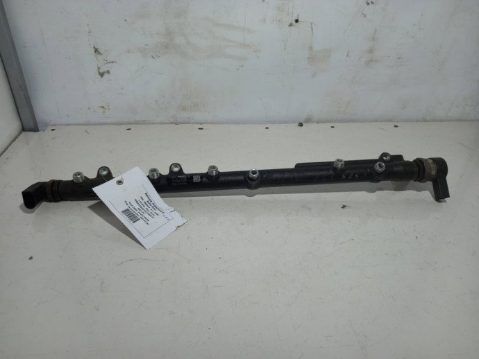 Rampa injectie BMW 530 D 3.0 D  0445216008 2004-2010